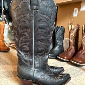 Shyanne Black Embroidered Heeled Boots